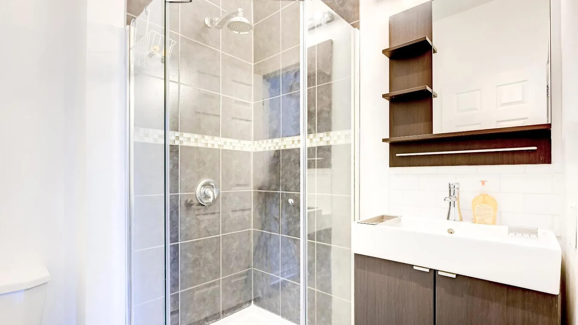 Chez Mont Royal Apartments! Μόντρεαλ Διαμέρισμα