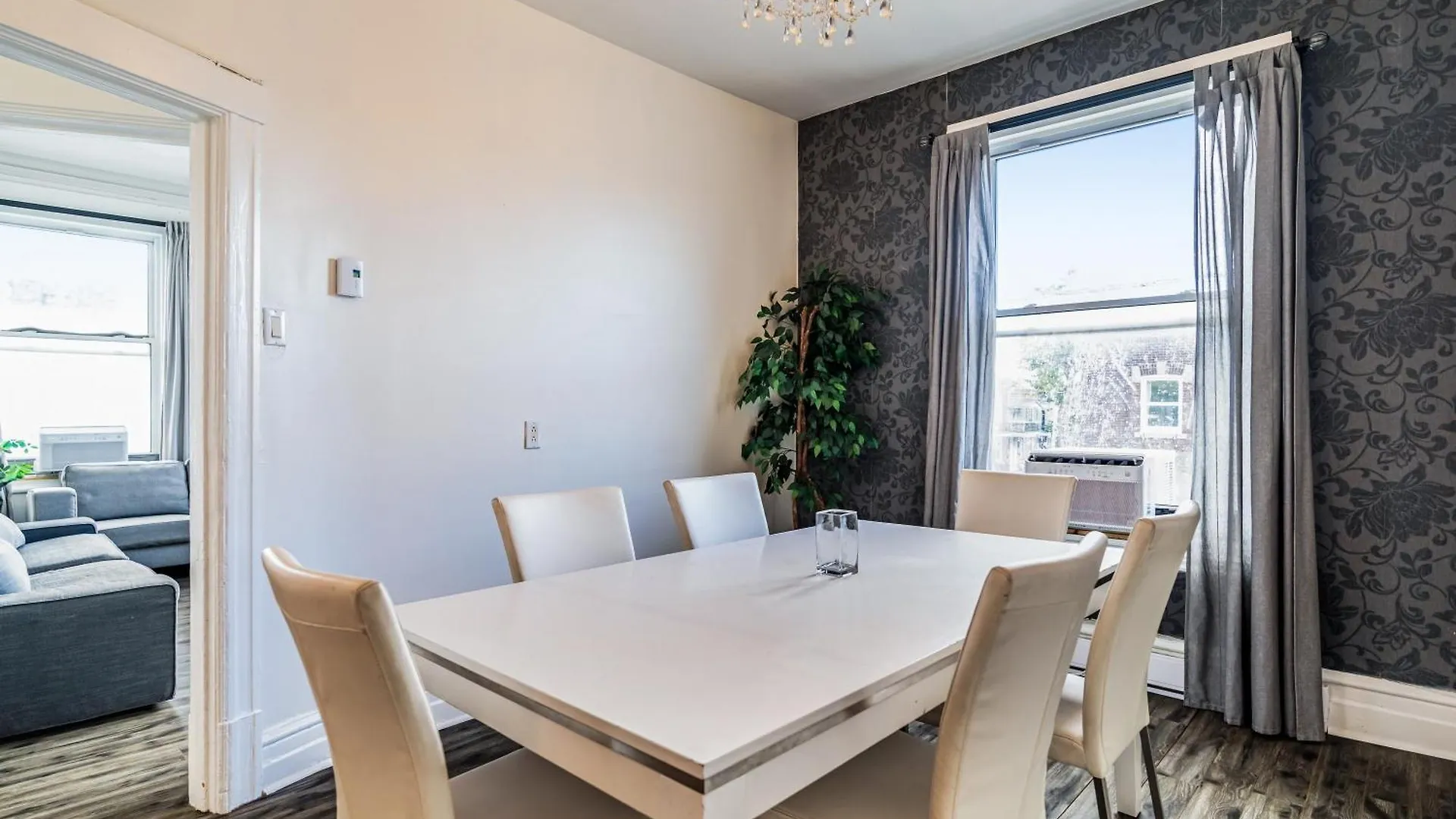 Διαμέρισμα Chez Mont Royal Apartments! Μόντρεαλ