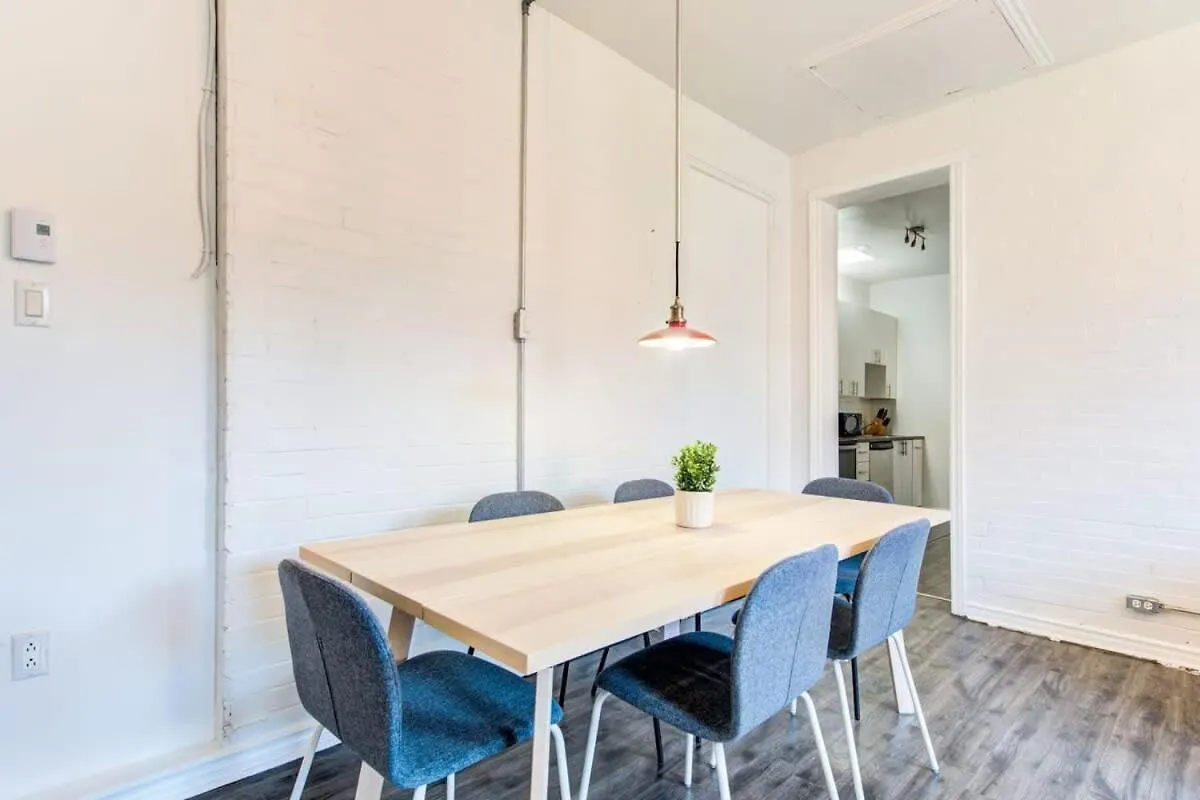 Chez Mont Royal Apartments! Μόντρεαλ