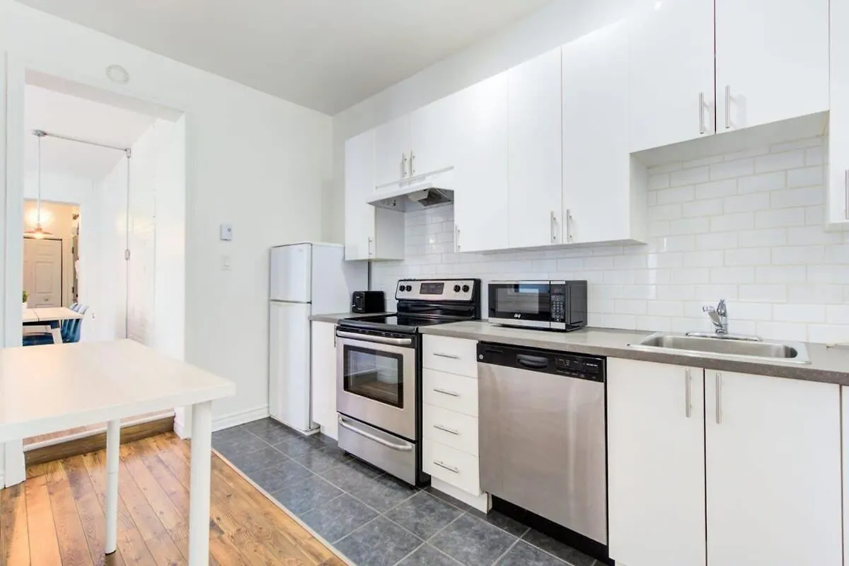 Chez Mont Royal Apartments! Μόντρεαλ 0*,  Καναδάς