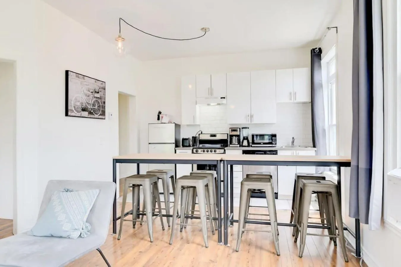 Chez Mont Royal Apartments! Montreal 0*,  Canada